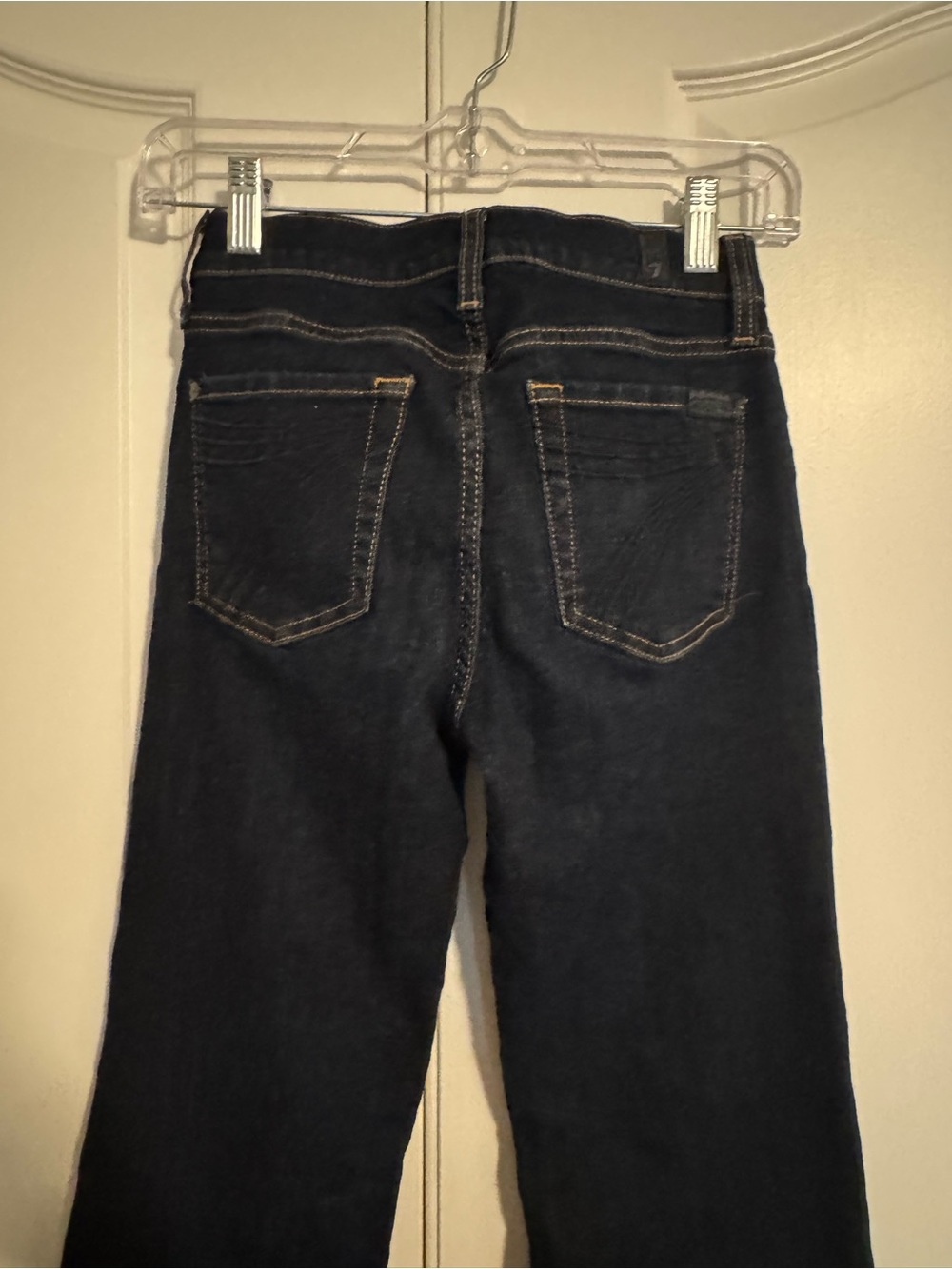 Classic Women's Denim Flared Jeans - Picture 5 of 9
